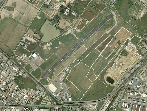 L'aeroporto di Firenze in un'immagine di Google Maps