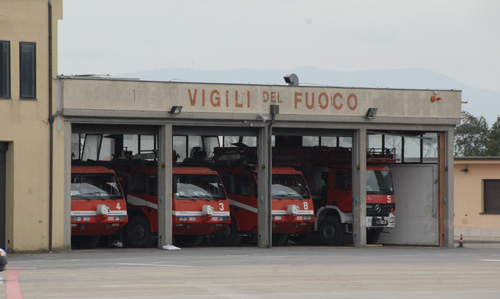 L'autorimessa dei Vigili del Fuoco - Distaccamento Aeroportuale di Firenze Peretola